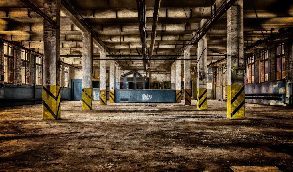 factory-building-3337207_1920